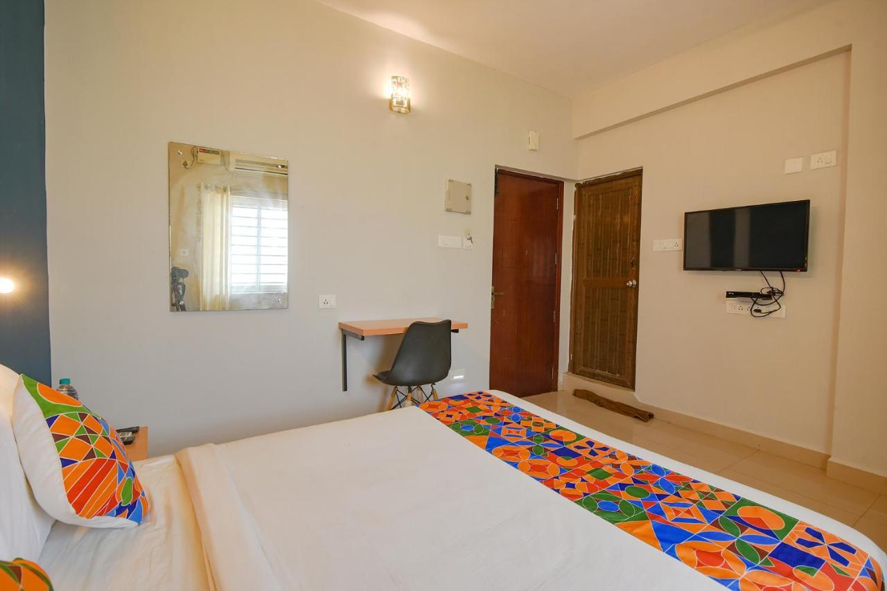Fabhotel Sasti Inn - Nr Green Meadows Resort & National Institute Of Ocean Technology Siruseri Exterior photo